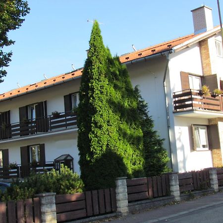 Hotel Penzion Iris Rajecké Teplice Exterior foto